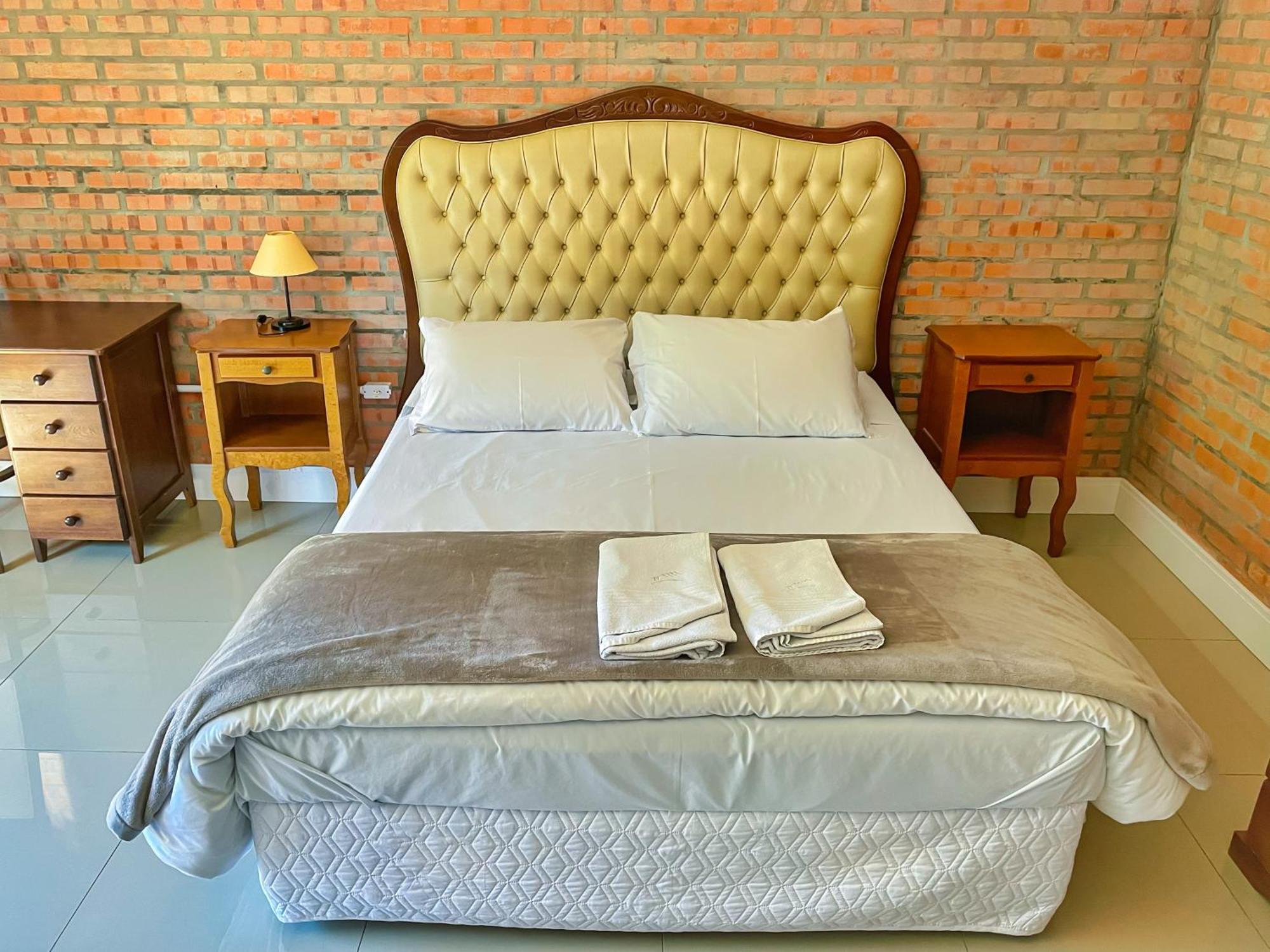 Casa Branca Pousada ポメロデ エクステリア 写真